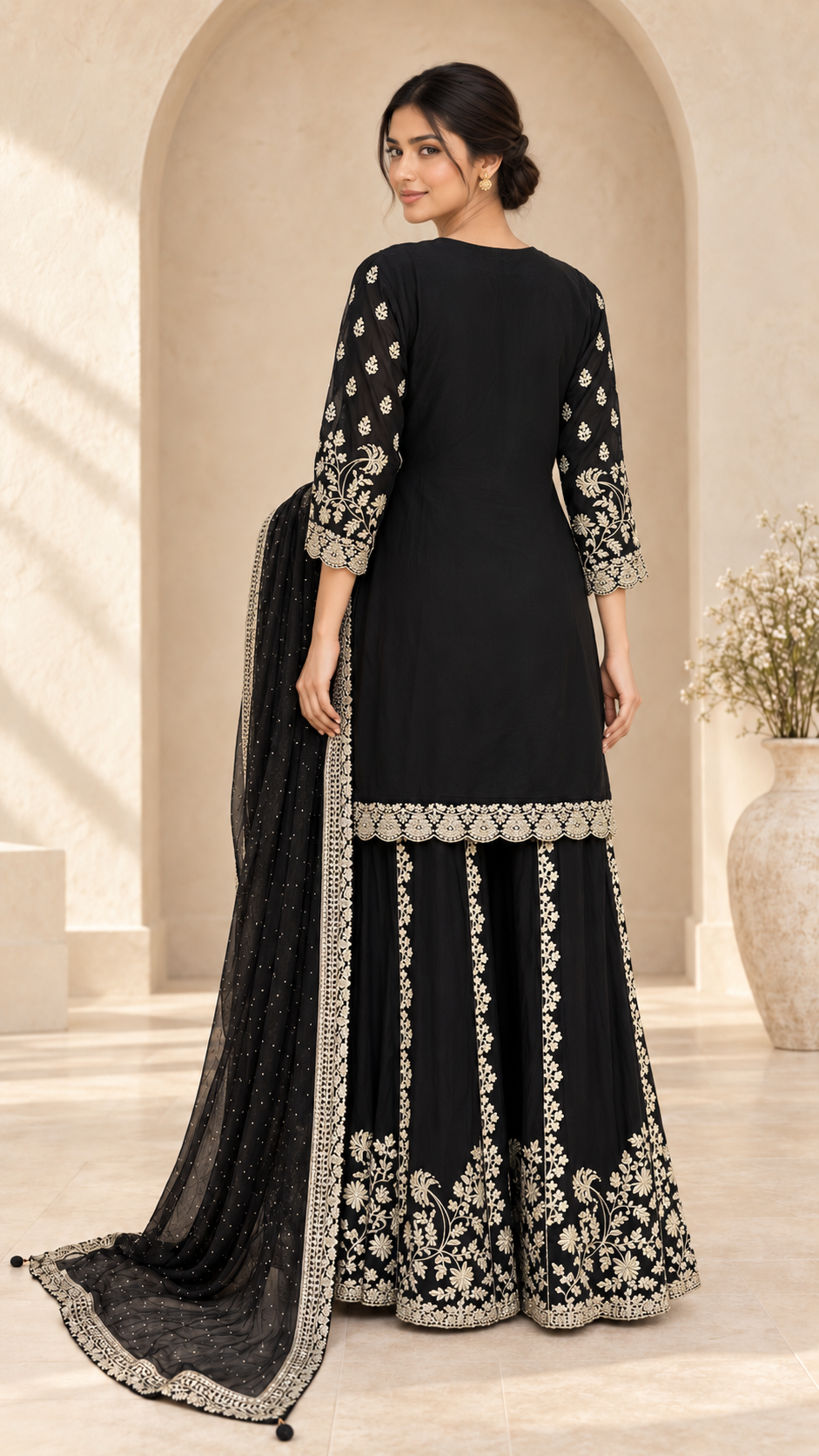 Black and gold Palazzo
