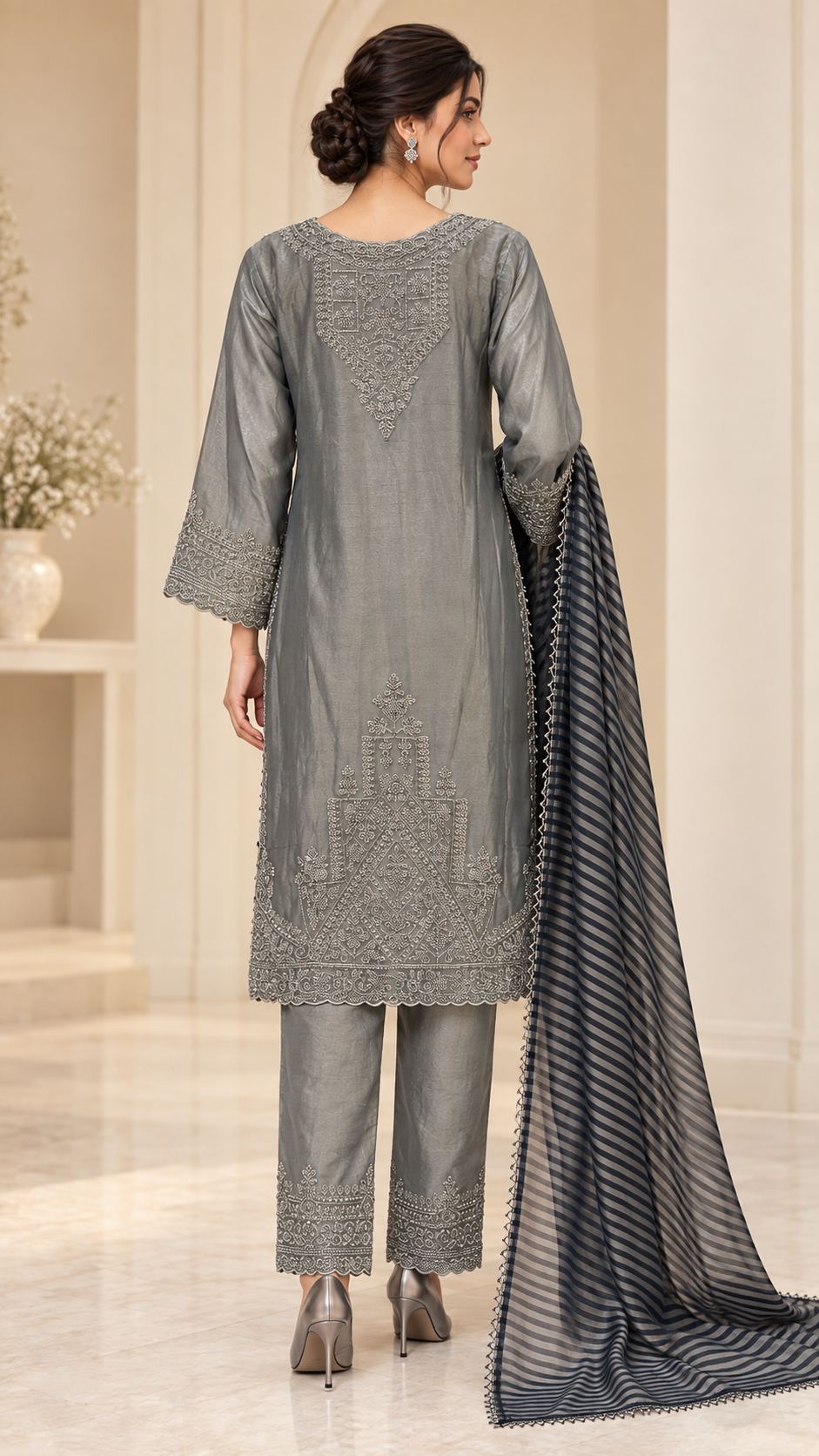 Elegant grey Suit